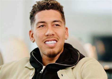 Jogador Roberto Firmino Se Torna Pastor De Igreja Evang Lica