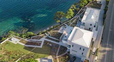 Luxury Villas Skiathos | Accommodation | Discover Greece