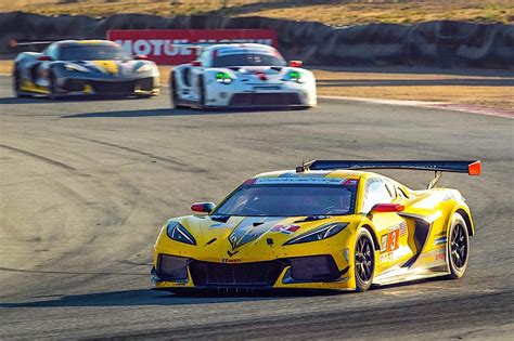 Corvette C8r Races Chevrolet To Gt Le Mans Manufacturers Title At Sebring Autoevolution