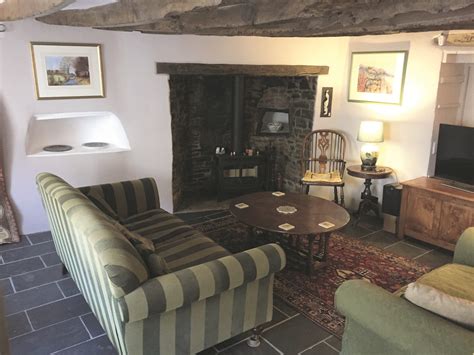 How Much Do Sliding Patio Doors Cost in 2025? Here's what to Budget