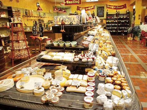 Sonoma Cheese Factory • Sonoma Plaza Visitor's Guide