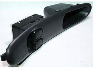 Блок кнопок стеклоподъемников 2-х дверей ДЭУ Ланос Т - 150 Genuine ...