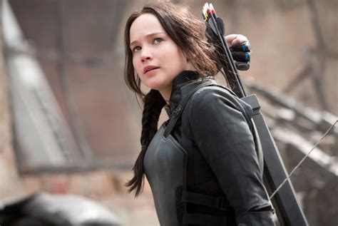 New ‘Mockingjay Part 1’ Stills of Katniss Everdeen