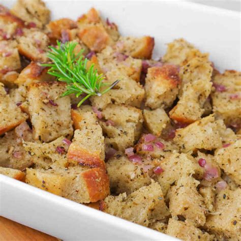 Homemade Bread Stuffing - Easy Herb Stuffing Recipe