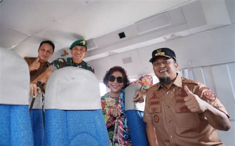 Pemprov Sulsel Subsidi Tiket Penerbangan Susi Pudjiastuti Pak