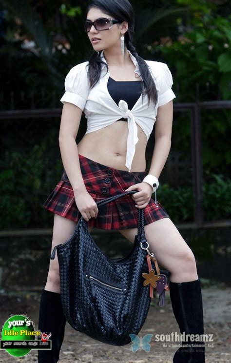 ACTRESS PHOTO COLLECTION SHERIN HOT PHOTOS