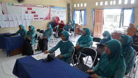 TP PKK Kecamatan Banjarmasin Barat Evaluasi Hasil Pembinaan