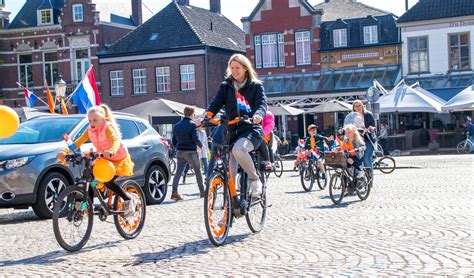 Bruisende Koningsdag In Rooi De Mooirooikrant