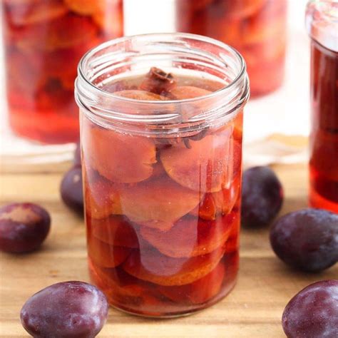 Canned Plums (How to Preserve Plums in Jars)