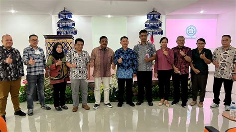 Fakultas Ilmu Budaya Unhas Benchmarking Ke Fakultas Pariwisata Udayana