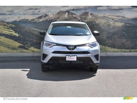 2017 Silver Sky Metallic Toyota Rav4 Le Awd 122212160 Photo 2