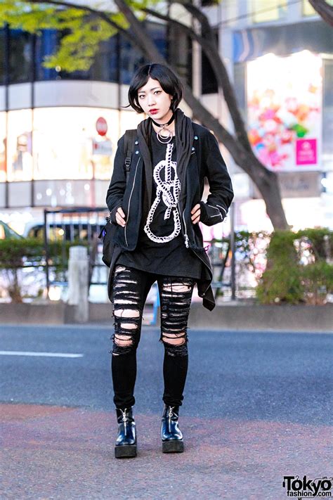 Goth Girl Harajuku Street Style W NOMA Drug Honey Romantic Standard