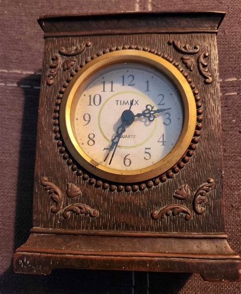 1970s Vintage Timex Chalkware Manteldesk Clock Etsy