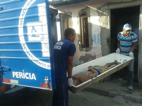 Jovem Assassinado A Tiros Dentro De Resid Ncia No Bairro Bara Nas