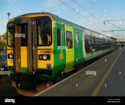 London Midland Refurbished Class 153 No 153366 At Bedford Working The Bedford Bletchley