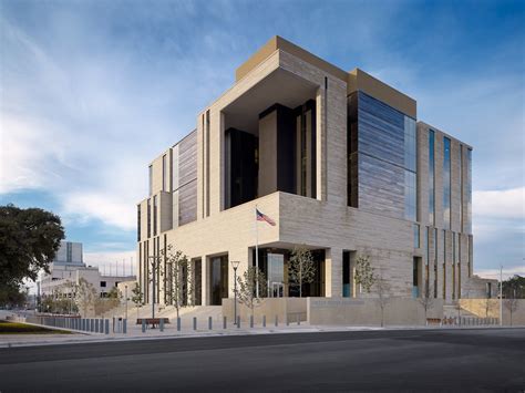 United States Courthouse, Austin, Texas by Mack Scogin Merrill Elam ...