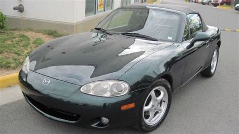 Sell Used 2002 Mazda Miata Base Convertible 2 Door 18l In Chantilly