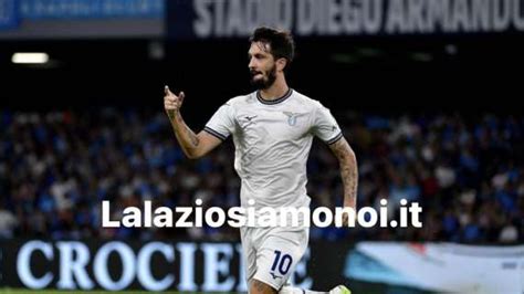 Lazio La Moglie Di Luis Alberto Si Gode Le Magie Del Marito E Le