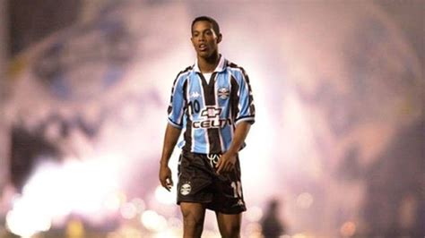 V Deo El Show De Ronaldinho En Sus Inicios En Gremio El Show De