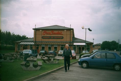 Harry Ramsdens In Nottingham © Andy Jamieson Cc By Sa20 Geograph