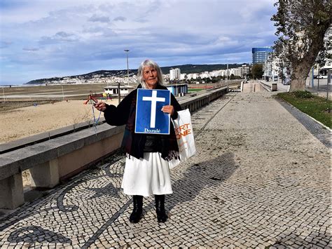 O Palhetas Na Foz Lurdes Da Cruz Que Tem Nome A Condizer Percorre