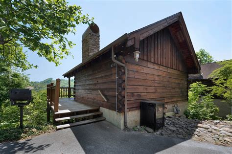 Pigeon Forge Cabin Vacation Rentals - Tennessee, United States | Airbnb