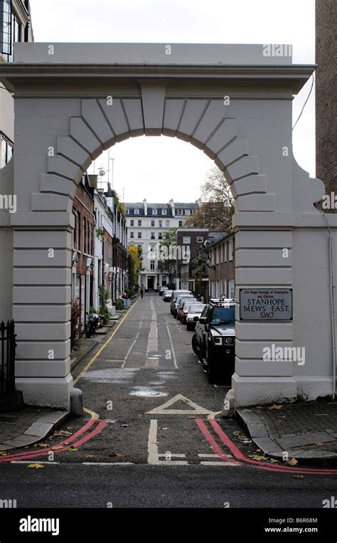 Stanhope Street Hi Res Stock Photography And Images Alamy