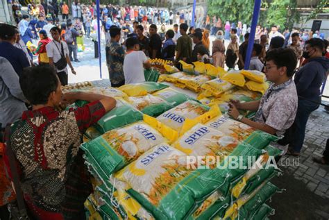 Bulog Jabar Gelar Gerakan Pangan Murah Di 21 Titik Stok Beras Capai