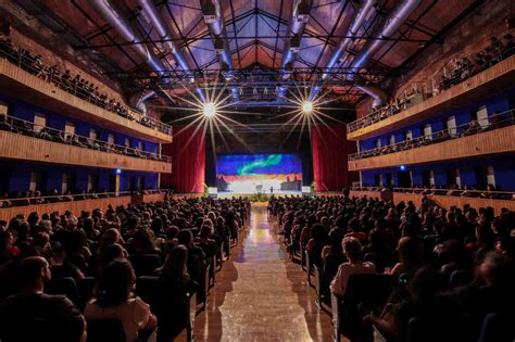 Teatro Polytheama Confira A Programa O Para Este M S