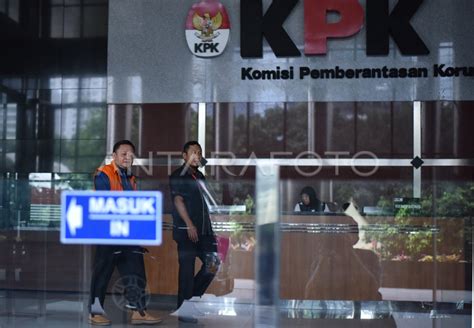 Berkas Perkara Lengkap Antara Foto