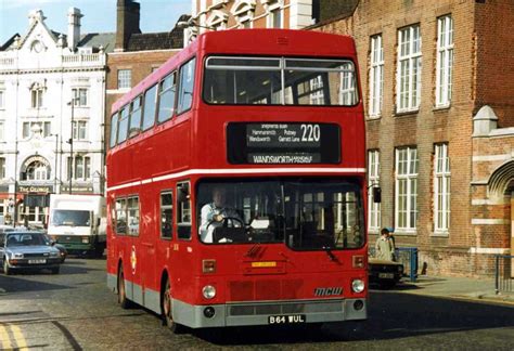 London Bus Route 220