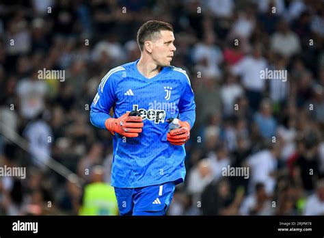 Wojciech Szczesny Portrait Hi Res Stock Photography And Images Alamy