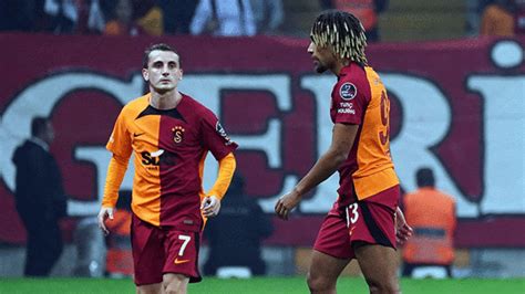 Dursun Zbek A Klam T Galatasaray N Oyuncusuna Gelen Teklifler