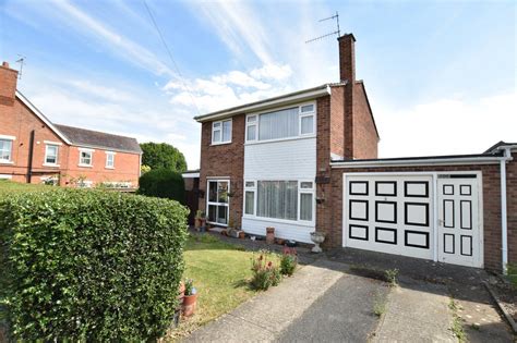 3 Bed Semi Detached House For Sale In Pershore Road Evesham