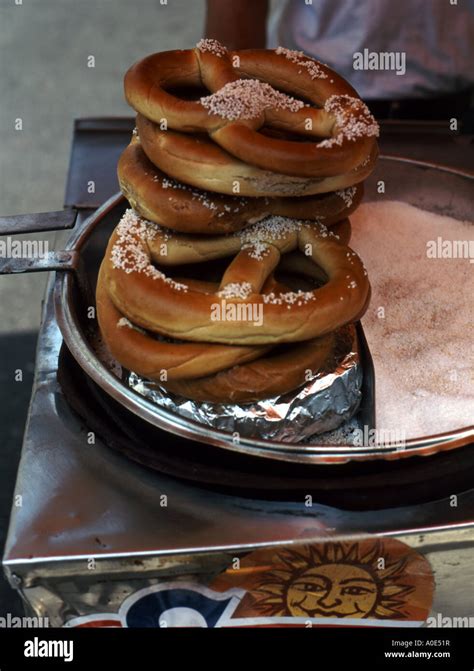 New York Pretzels Stock Photo - Alamy