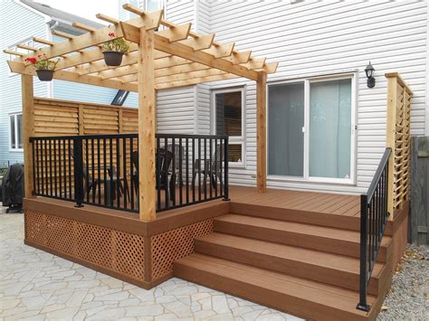 Decks Fences Malloch Construction