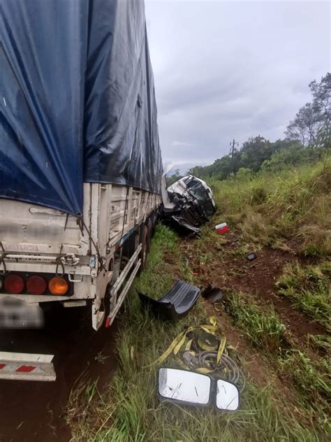 Camionero Herido En Un Despiste Sobre Ruta 12