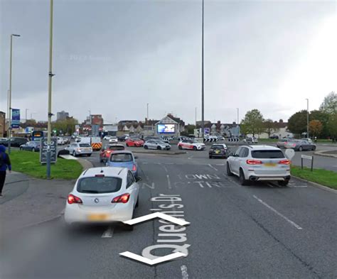 Google Maps images of Swindon's '7-circle' magic roundabout show ...