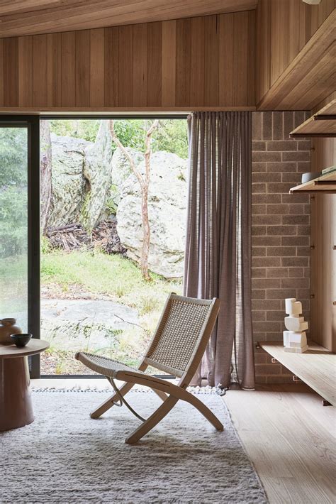 ARCHITECTSMITH & EDITOR INTERIORS: CHISHOLM HOUSE — Claire Delmar