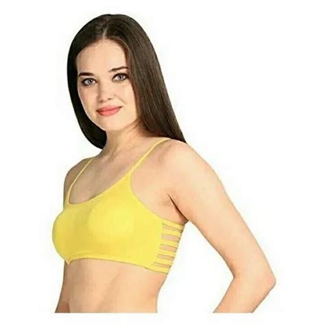 Plain Ladies Cotton 6 Straps Padded Bra Size 28 40 At Rs 55 Piece In