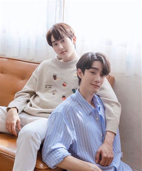 ғᴏʀᴄᴇʙᴏᴏᴋ Cute gay Actors E book