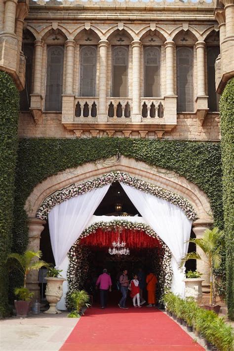 Wedding in Bangalore Palace · Free Stock Photo