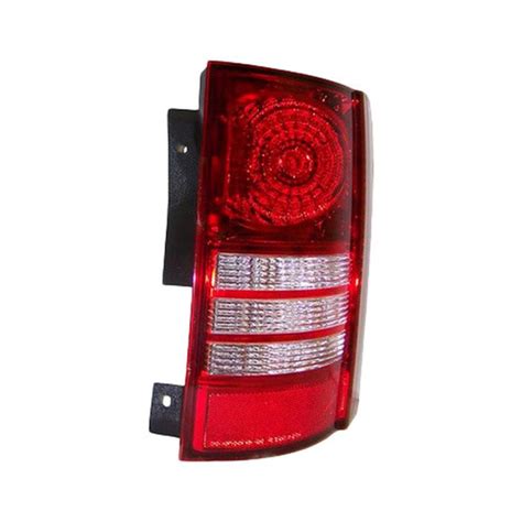 2005 Chrysler Town And Country Tail Light Assembly