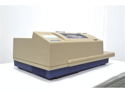 Molecular Devices SpectraMax M5 Multi Mode Microplate Reader