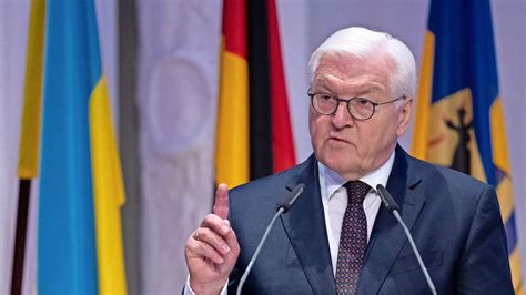 Steinmeier In Leipzig Ukraine Hilfe Fortsetzen Selenskyj Zugeschaltet