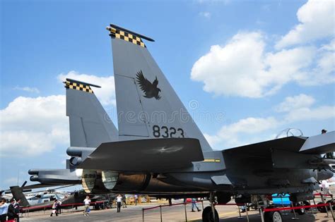 RSAF F 15SG Et F 16C D Dans La Formation Photo éditorial Image du