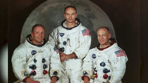 How did the Apollo 11 astronauts train for the moon landing?