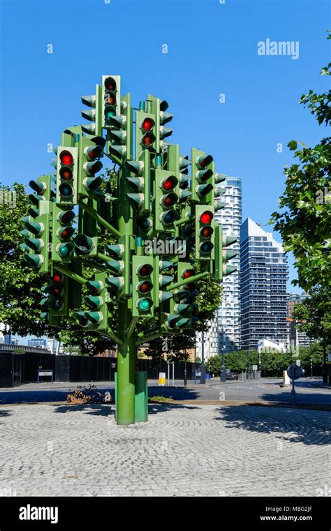 Traffic Light Tree Sculpture By Pierre Vivant At Canary Wharf London