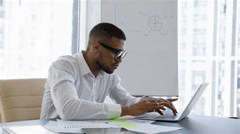 Travailler Seul Comment Ne Pas Se Noyer Sous Le Travail