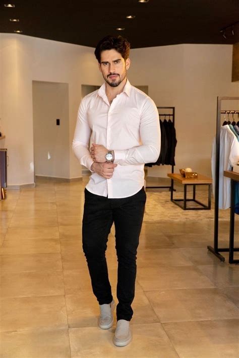 Pin De Mayza Lima Em Roupas Dos Personagens Roupa Casual Masculina